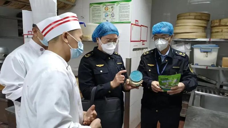 云南鲜花饼饼干厂家资质要求揭秘**